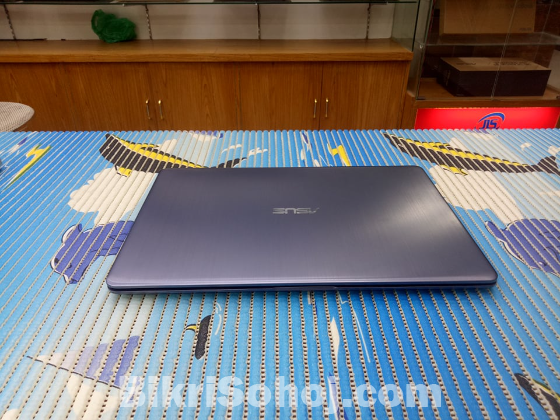 ASUS vivobook S510U Laptop